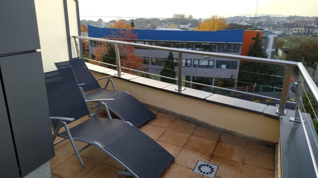 Ferienwohnung Residencial Cabodeiro A Illa de Arousa Exterior foto